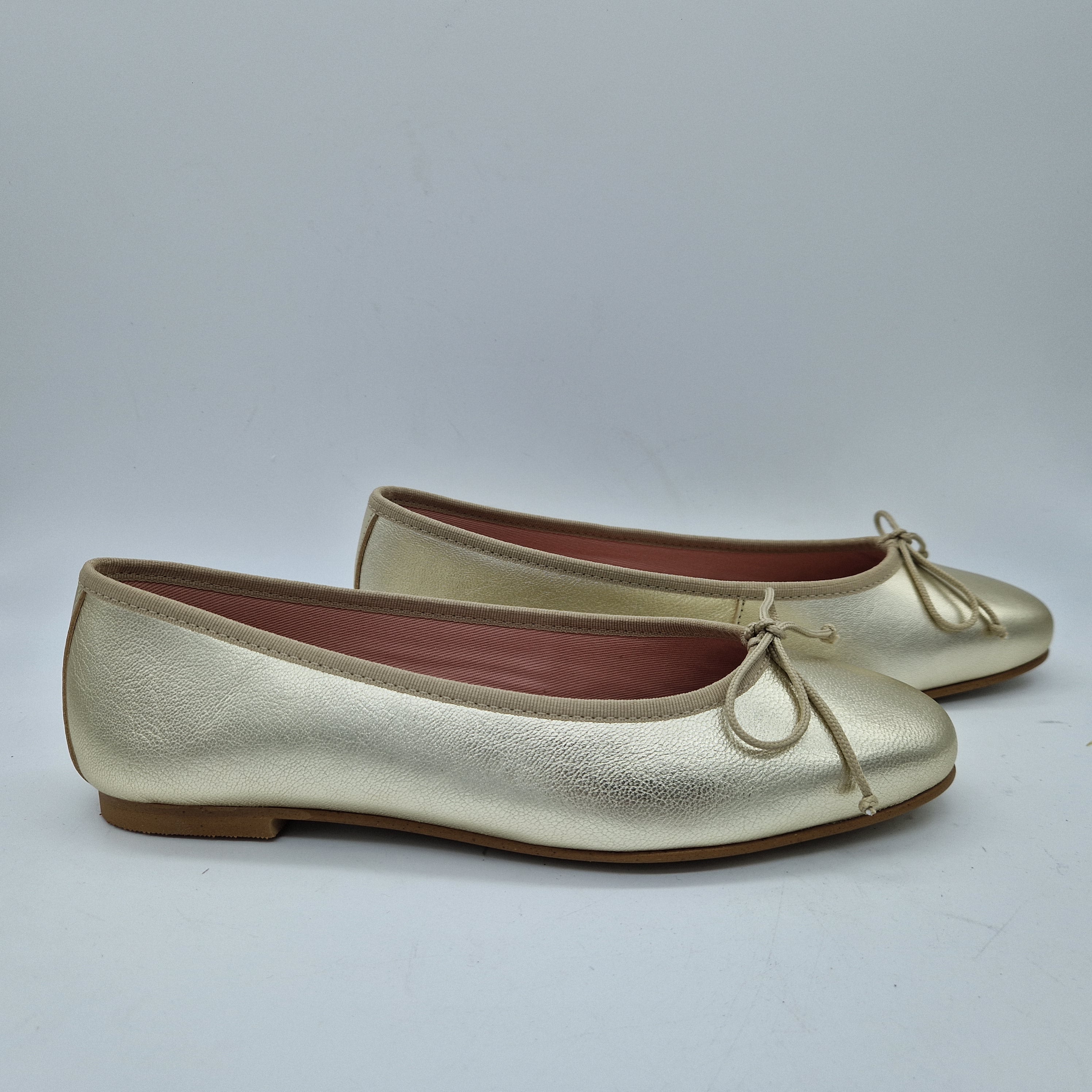 BAILARINA EN PIEL PLATINO - 73378