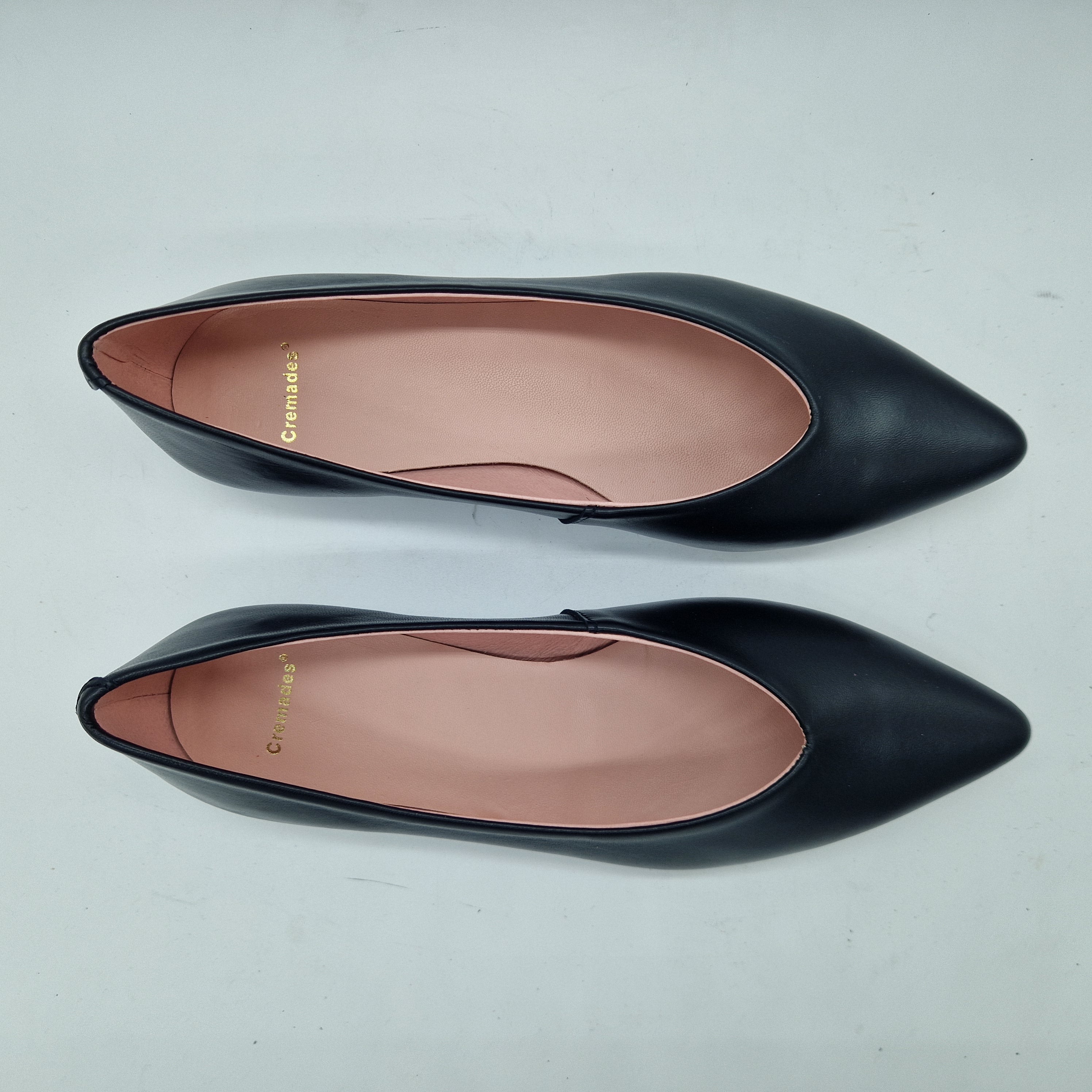 SALÓN BAJO EN PIEL NEGRA - 73391