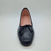 BAILARINA EN PIEL NEGRA - 73436