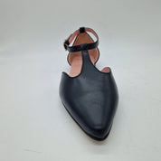 MERCEDES EN PIEL NEGRA - 73444