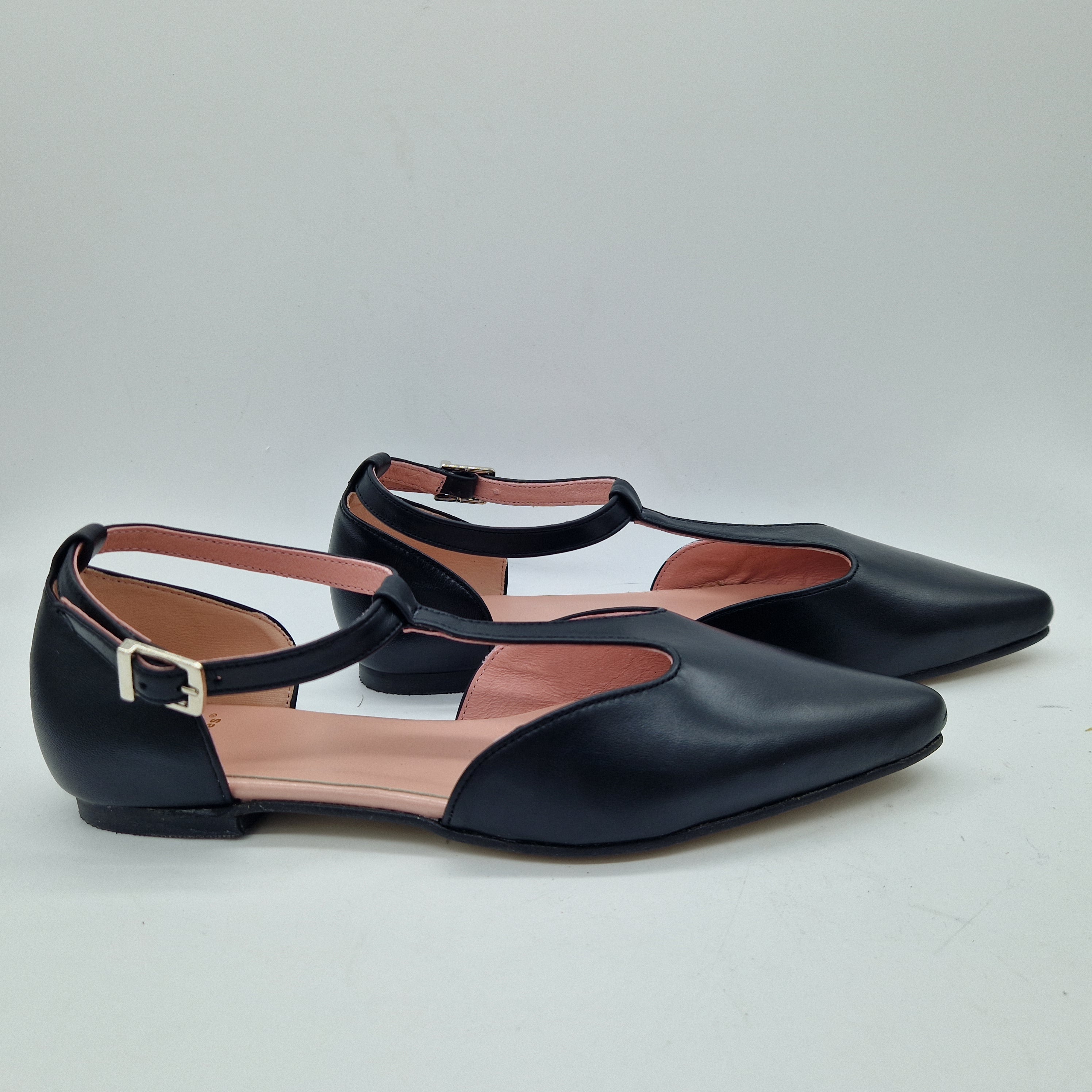 MERCEDES EN PIEL NEGRA - 73444