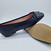 BAILARINA EN PIEL NEGRO - 73457