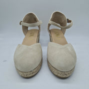 Cuña esparto ante beige Gaimo, calzado cómodo y elegante para mujer, con diseño en esparto y forro de ante en color beige.