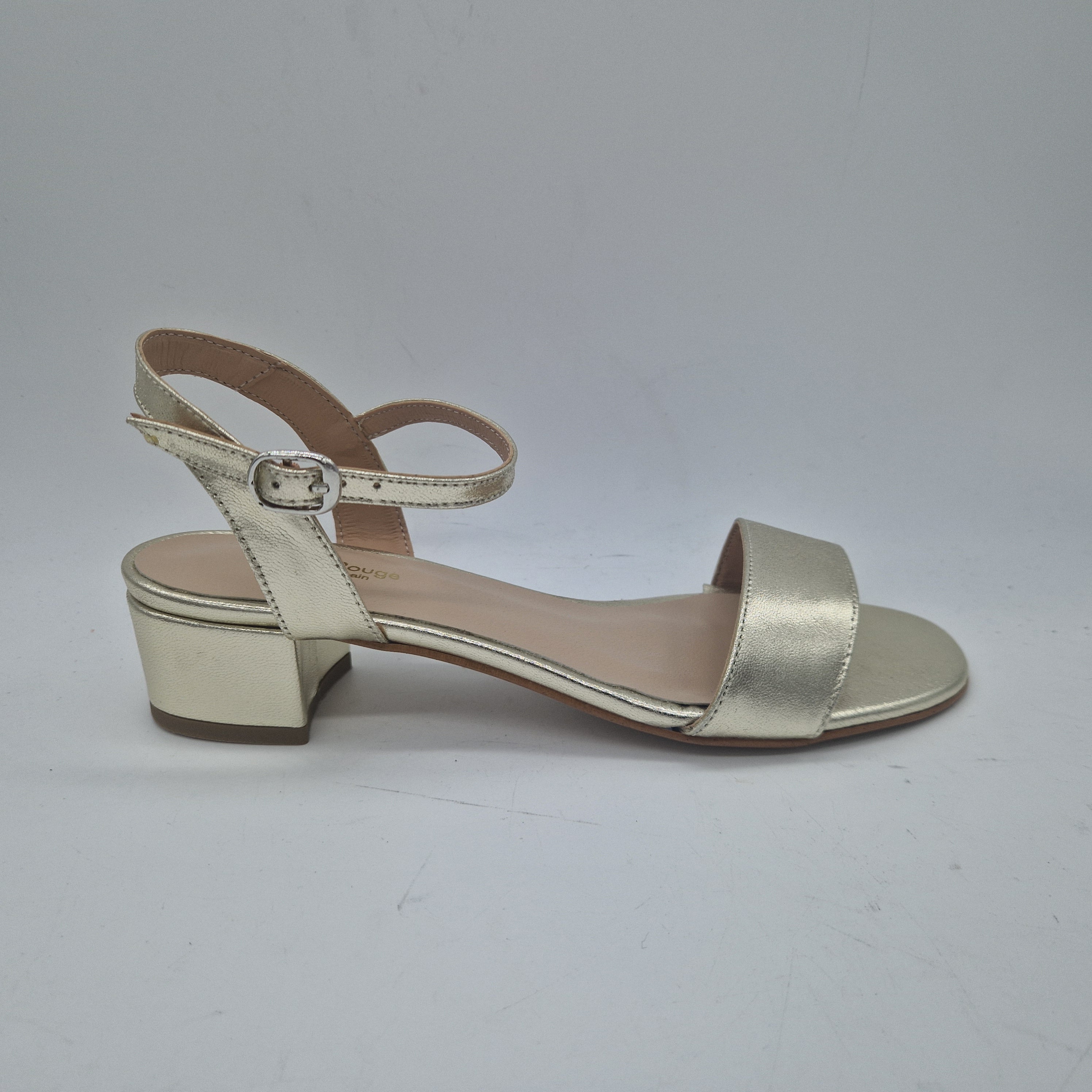 73794-SANDALIAPIELPLATINO.jpg