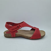 Sandalias bajas rojas de la marca Interbios, modelo 74025, con diseño cómodo y estilo casual.