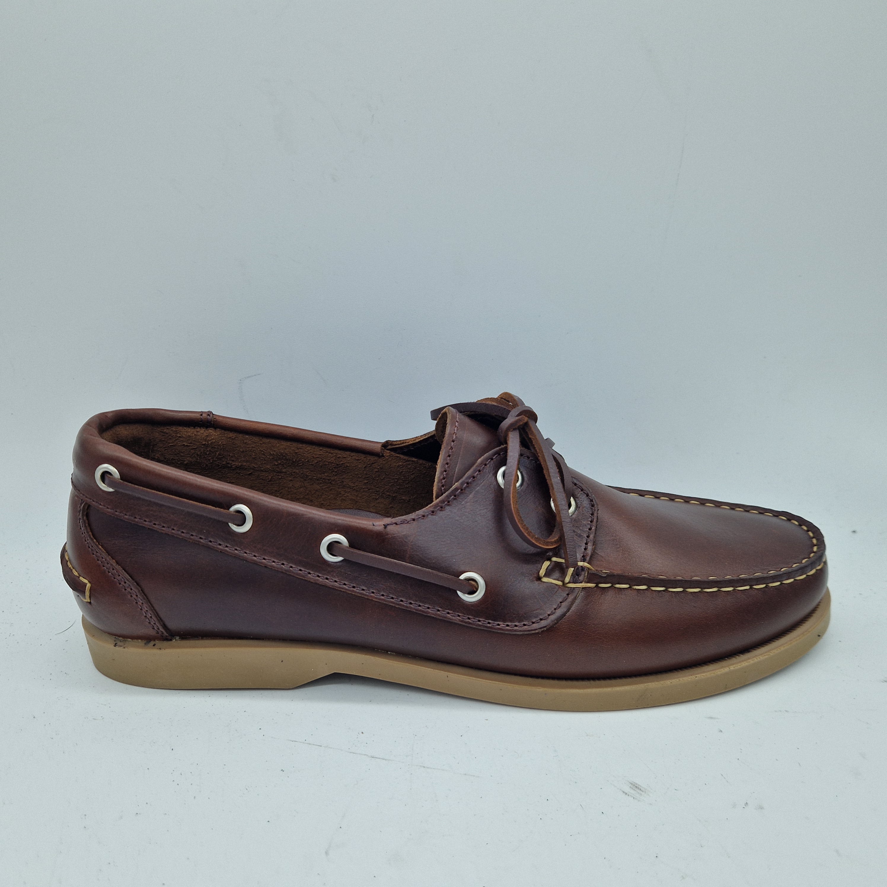 74122-NAUTICOCUERO.jpg