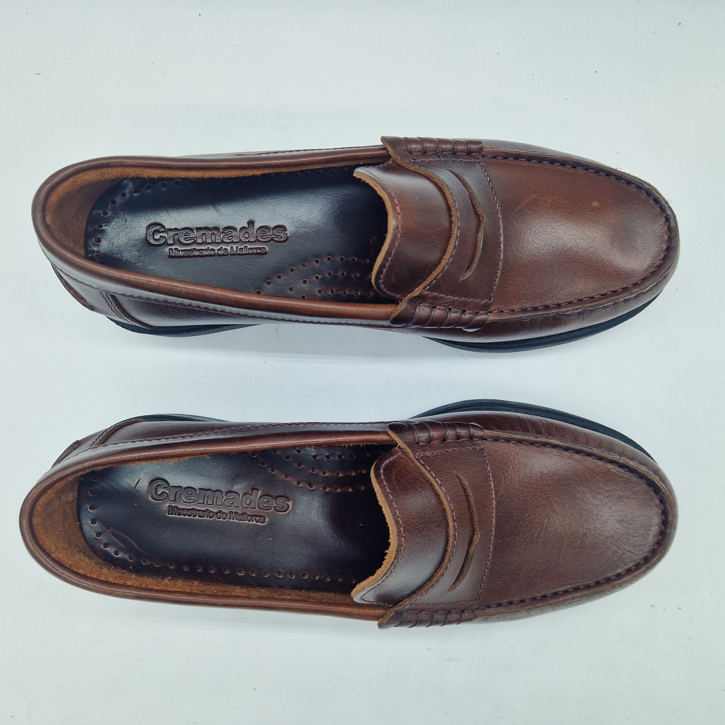 CASTELLANO DE ANTIFAZ EN PIEL ENGRASADA MARRÓN - 74179