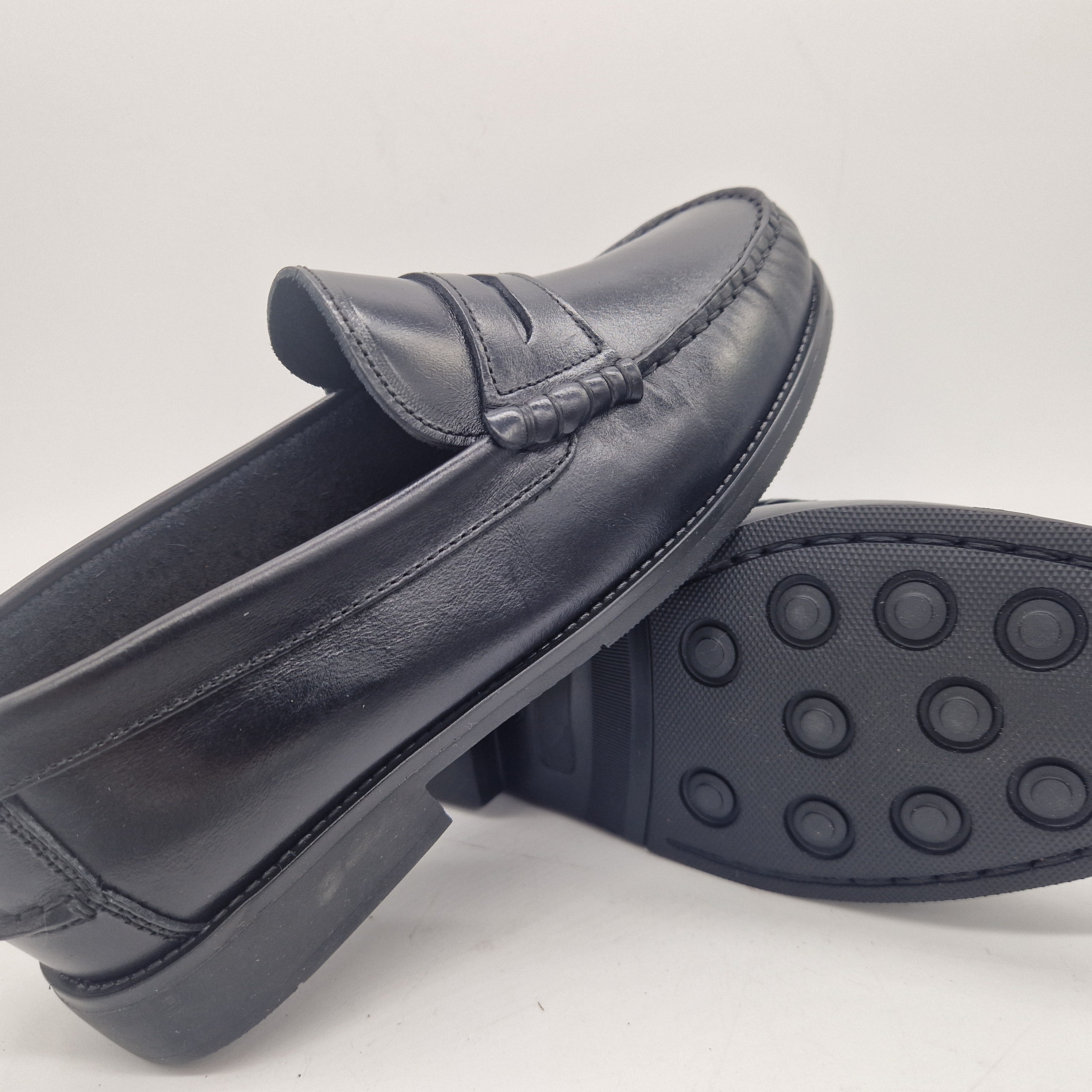CASTELLANO EN PIEL NEGRA - 74222