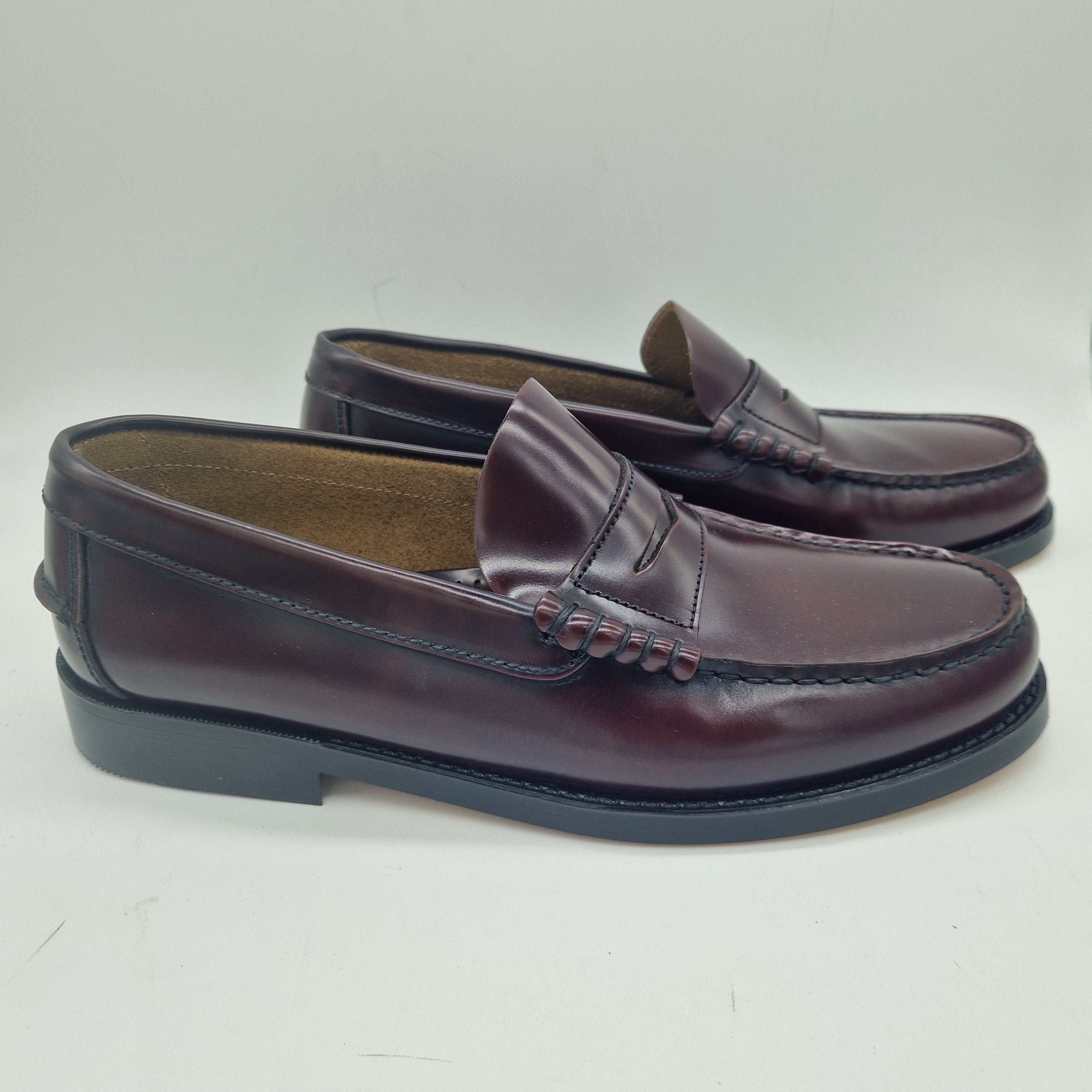 CASTELLANO EN PIEL BURDEOS - 74232