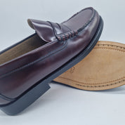 CASTELLANO EN PIEL BURDEOS - 74232