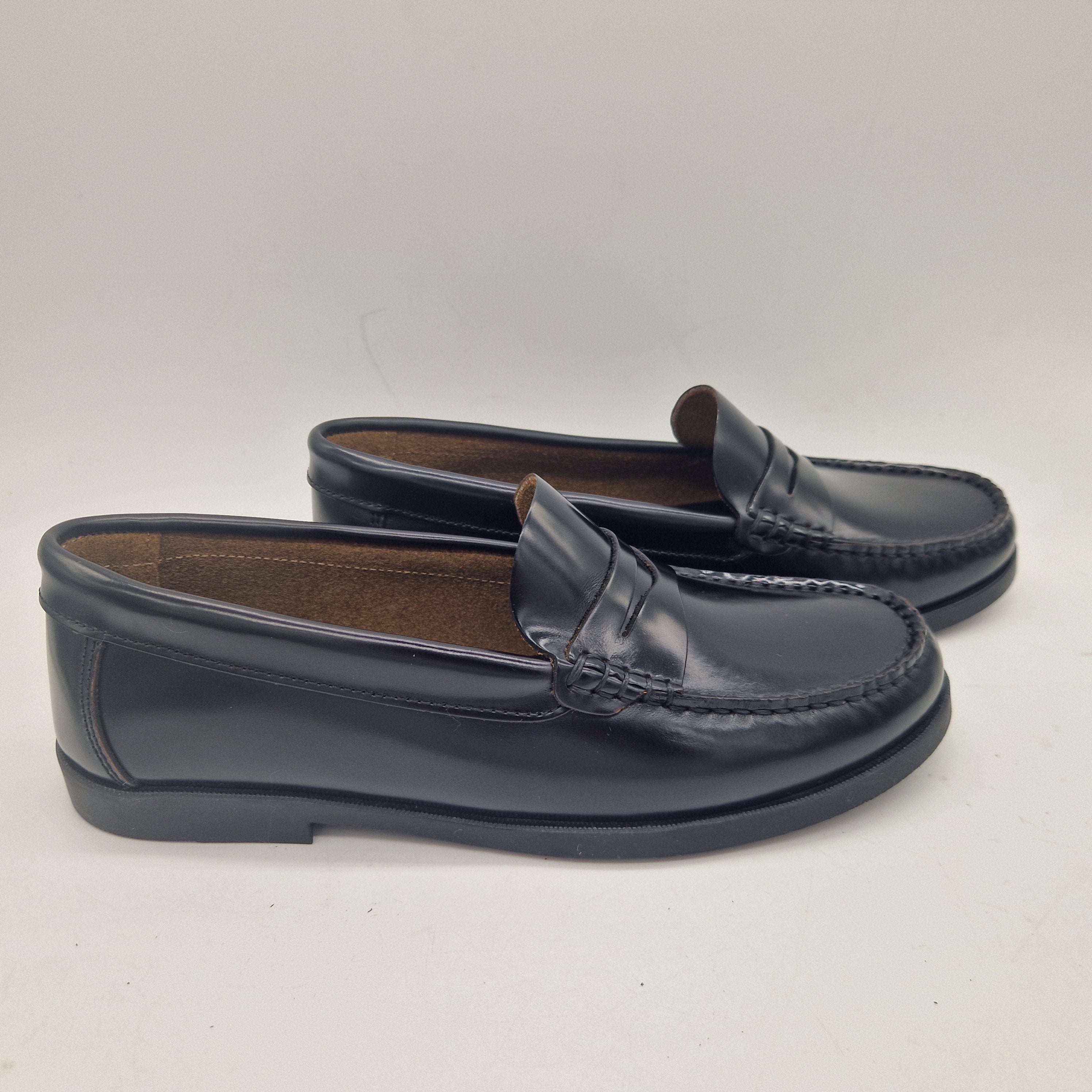 MOCASÍN EN PIEL NEGRA - 74236