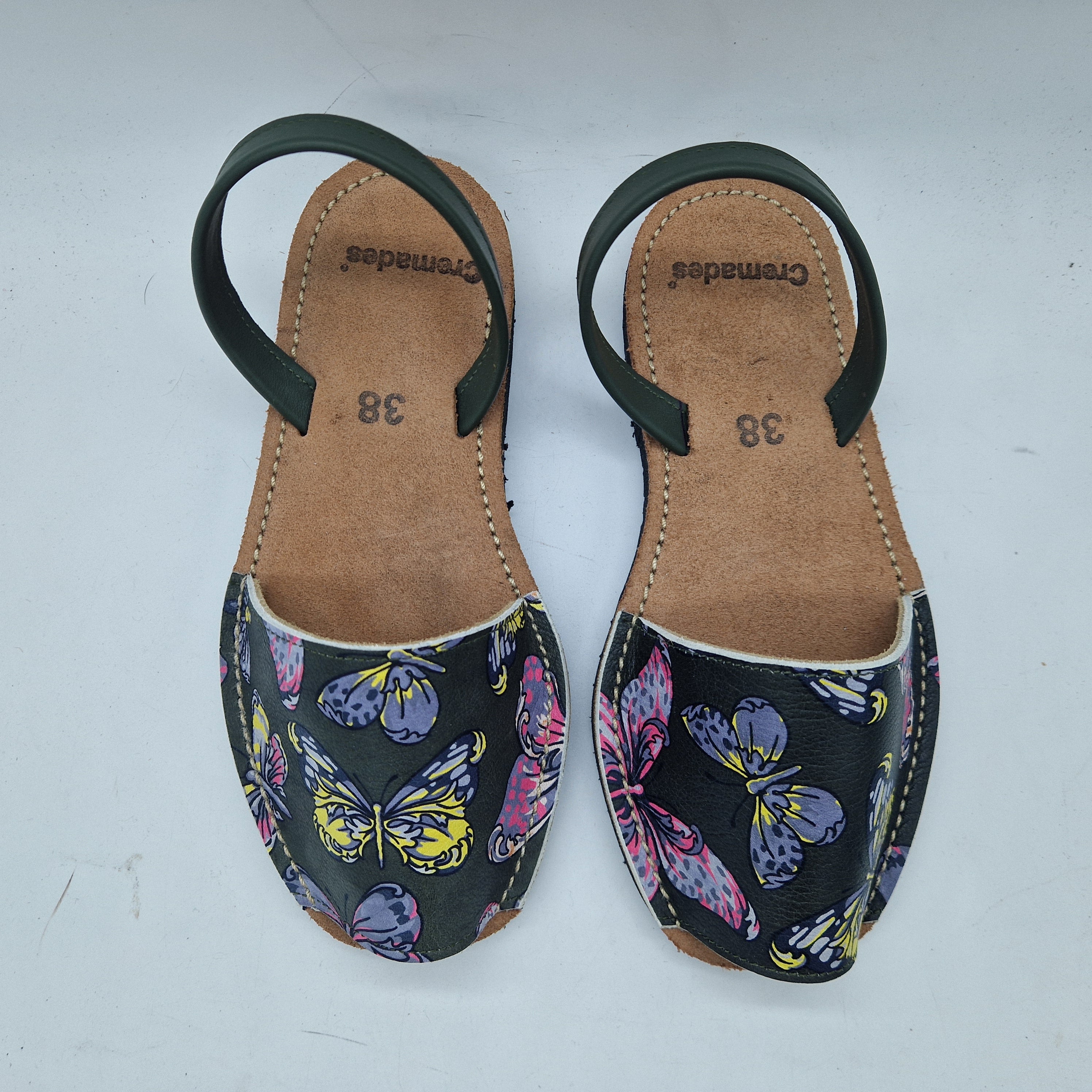MENORQUINA CON MARIPOSAS - 74434