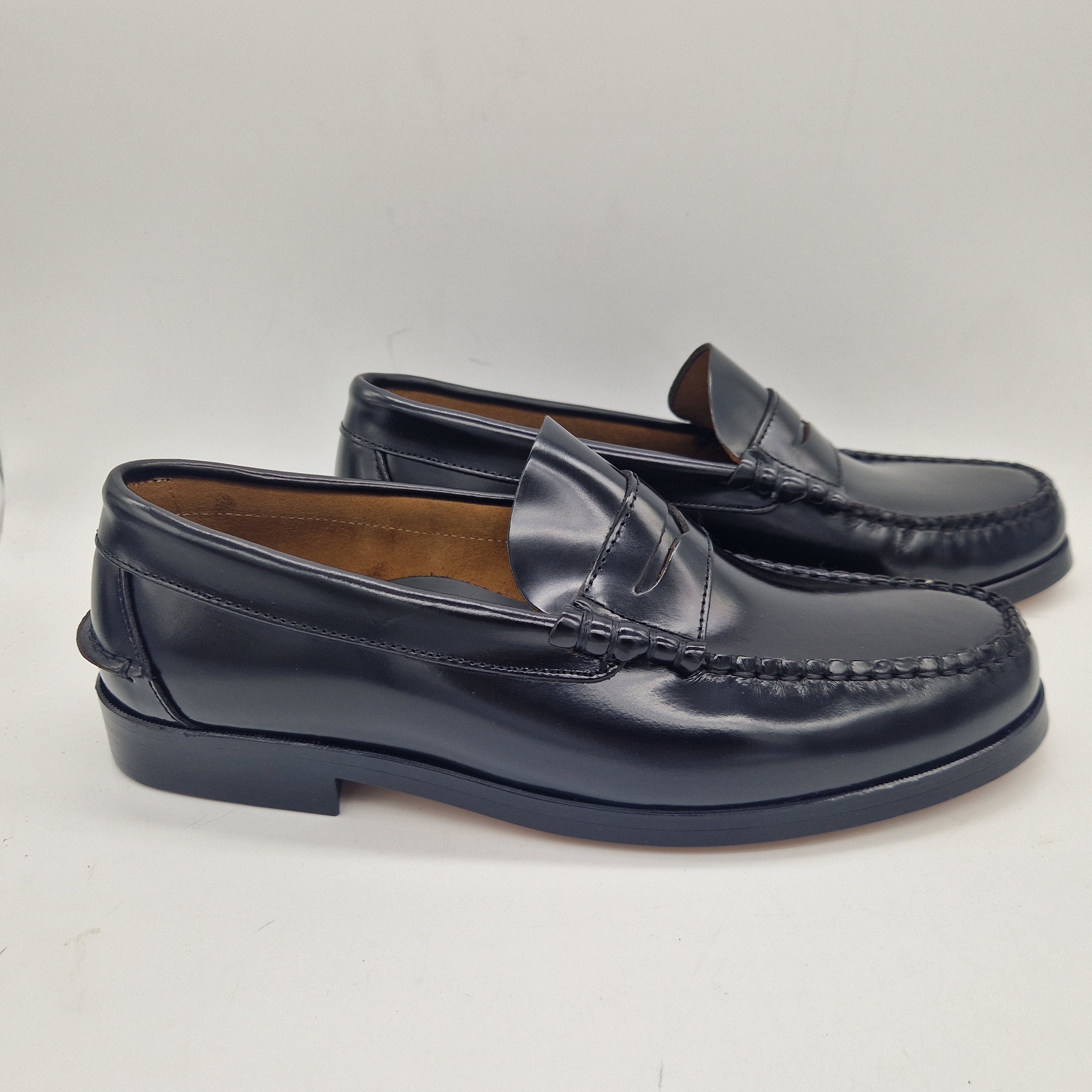 MOCASÍN EN PIEL NEGRA - 75352
