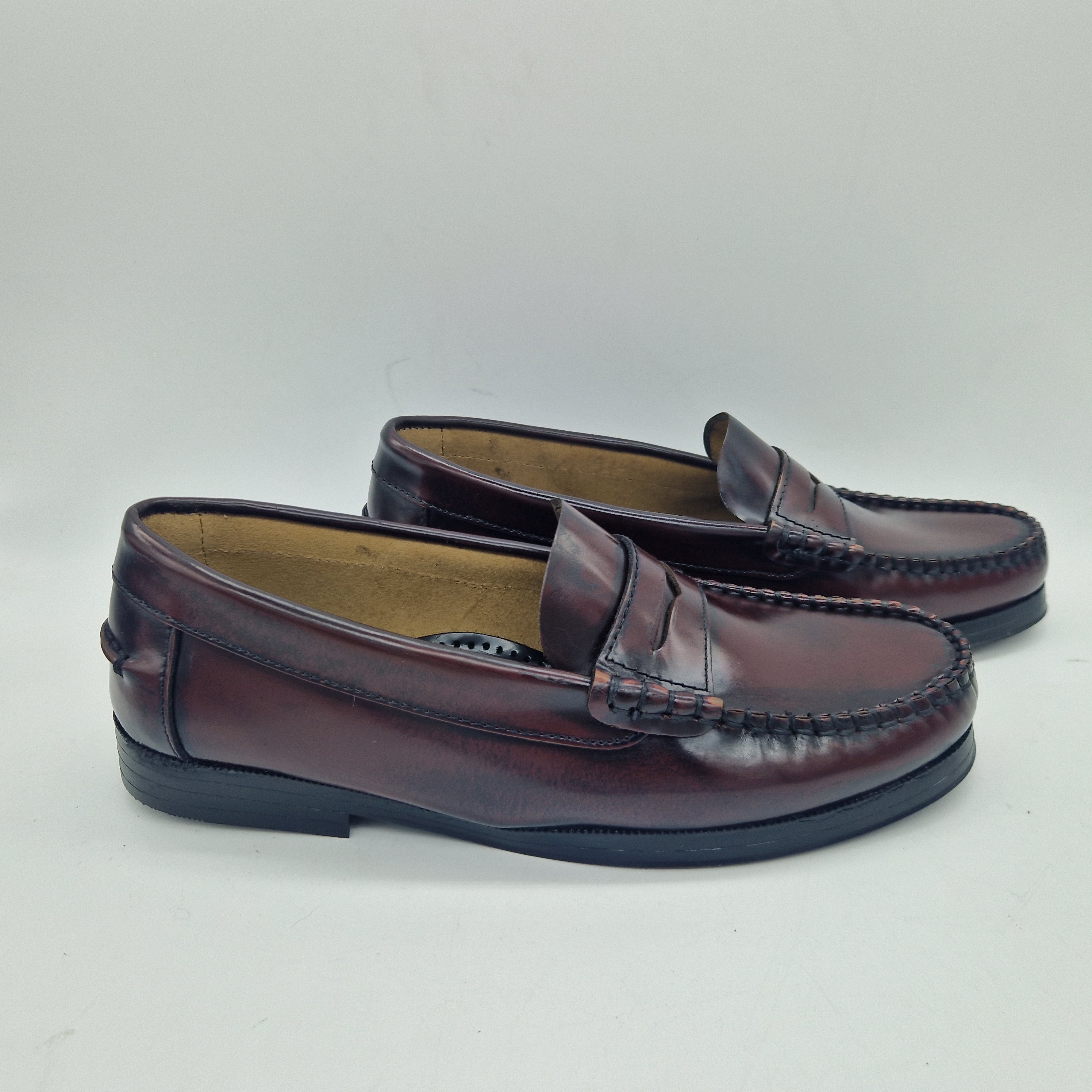 MOCASÍN EN PIEL BURDEOS - 75357
