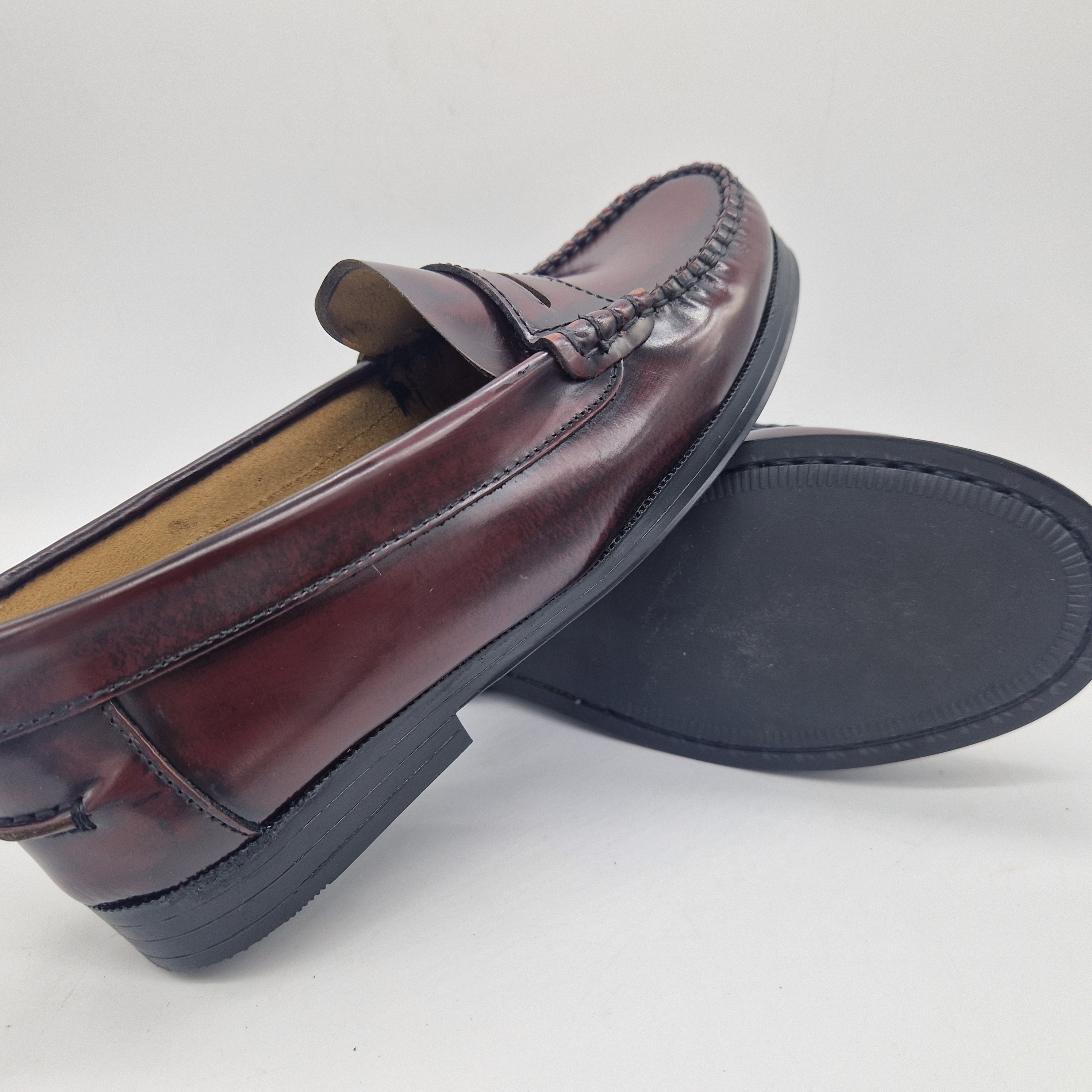 MOCASÍN EN PIEL BURDEOS - 75357