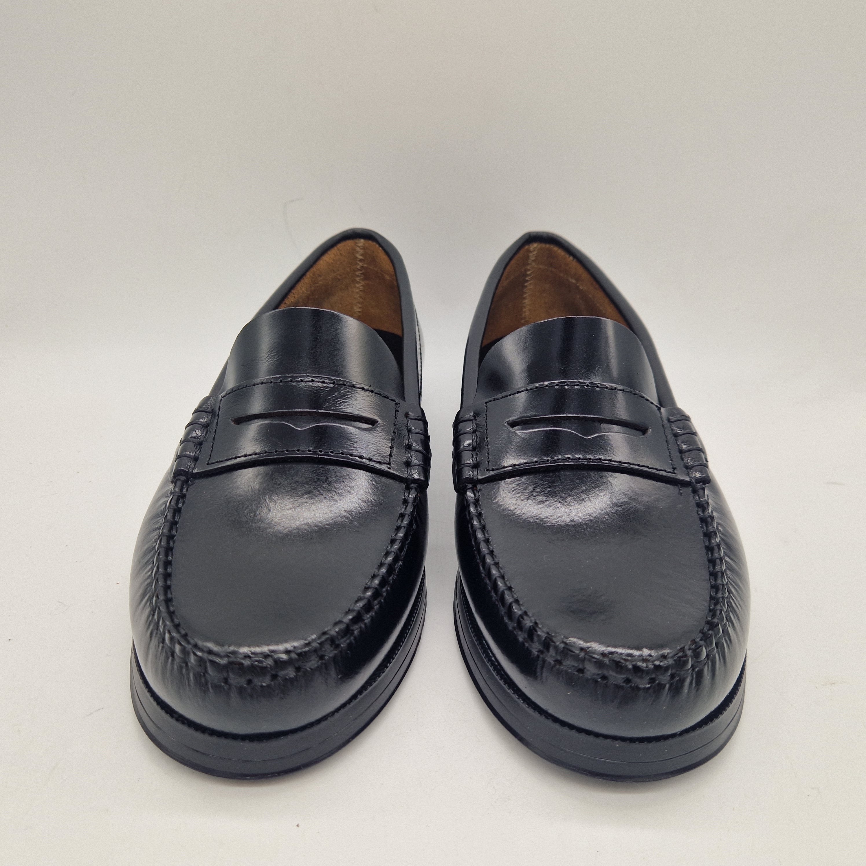 MOCASÍN EN PIEL NEGRA - 75358