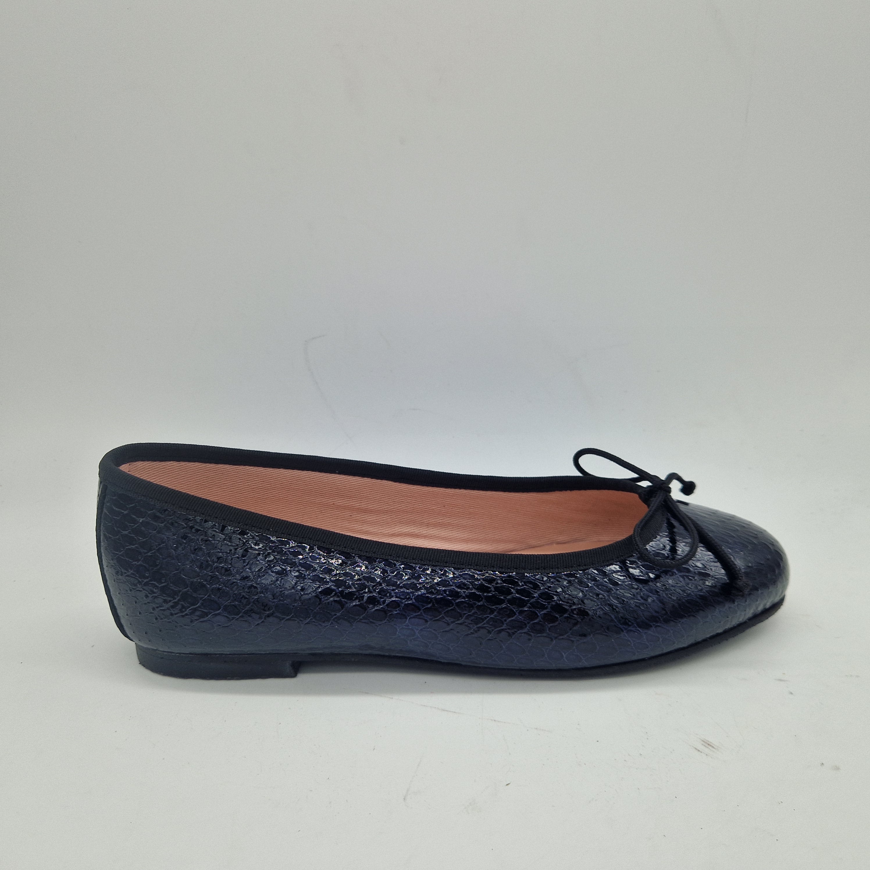 BAILARINA EN NEGRO - 75384