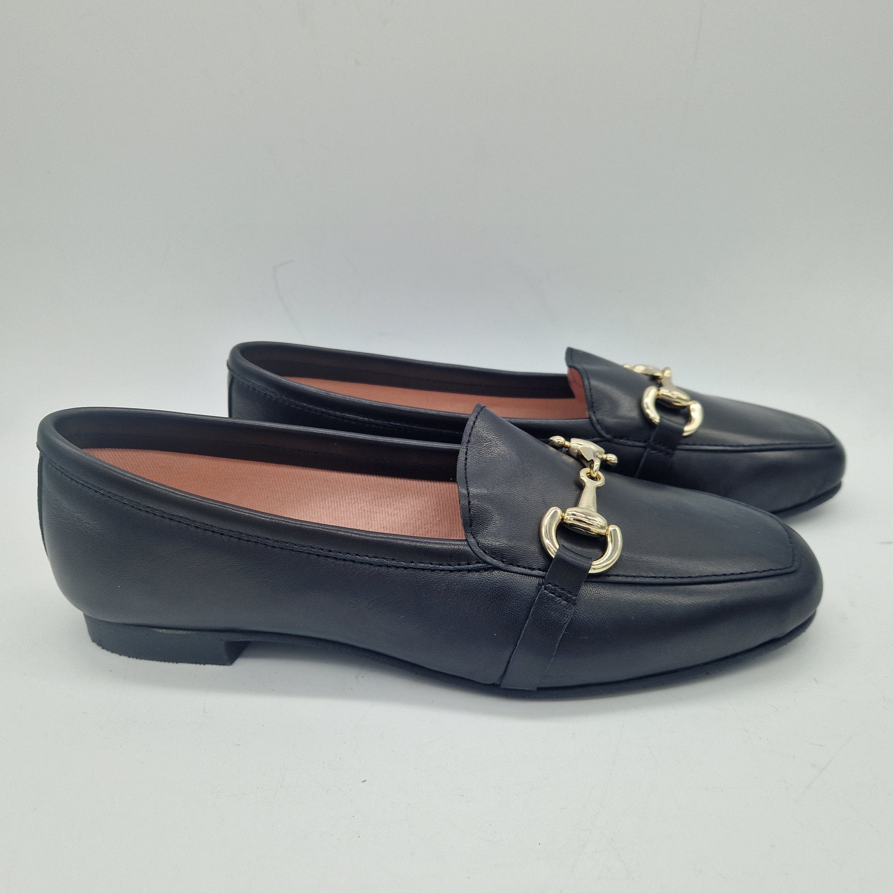 MOCASÍN EN PIEL NEGRA - 75415