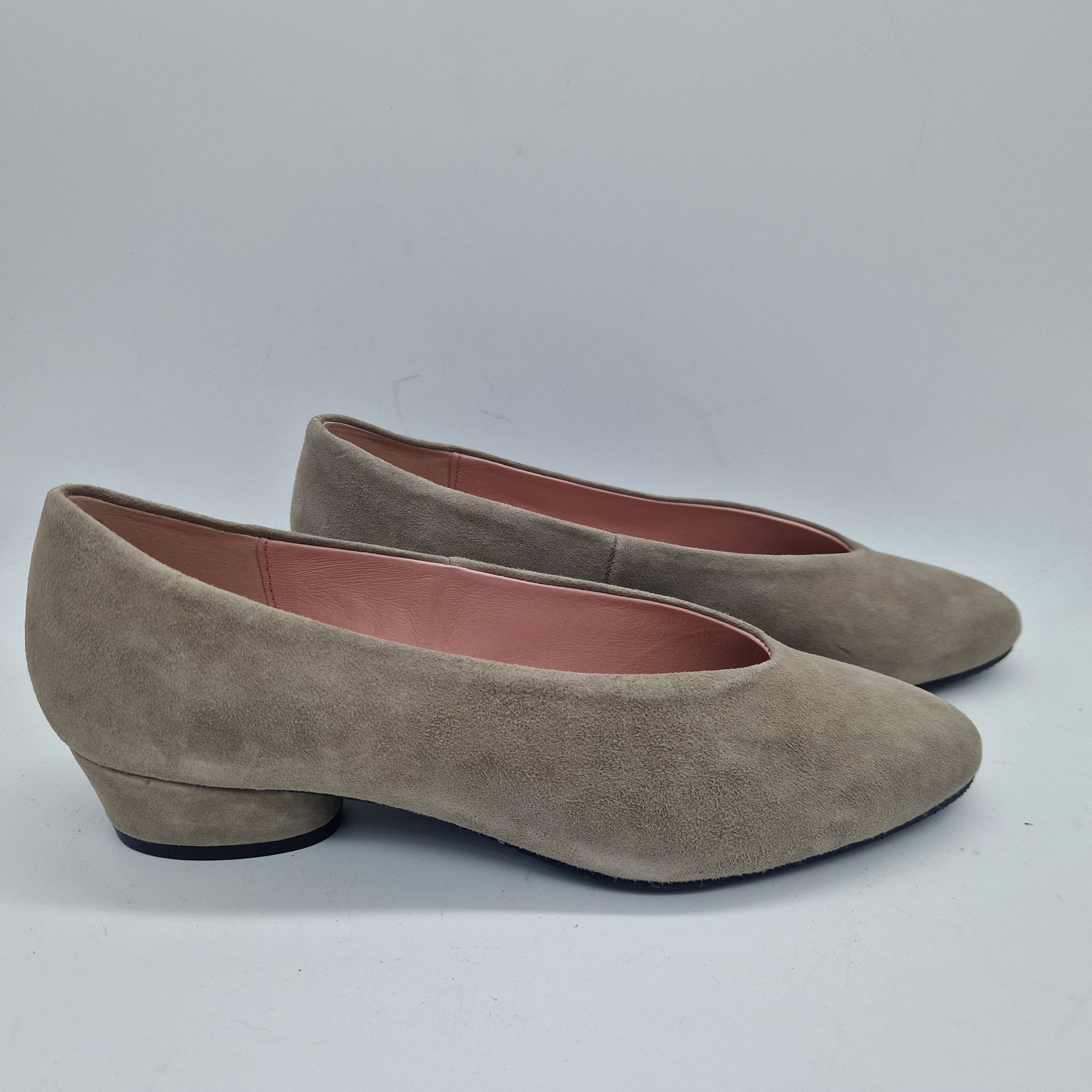 SALÓN EN ANTE TAUPE - 75524