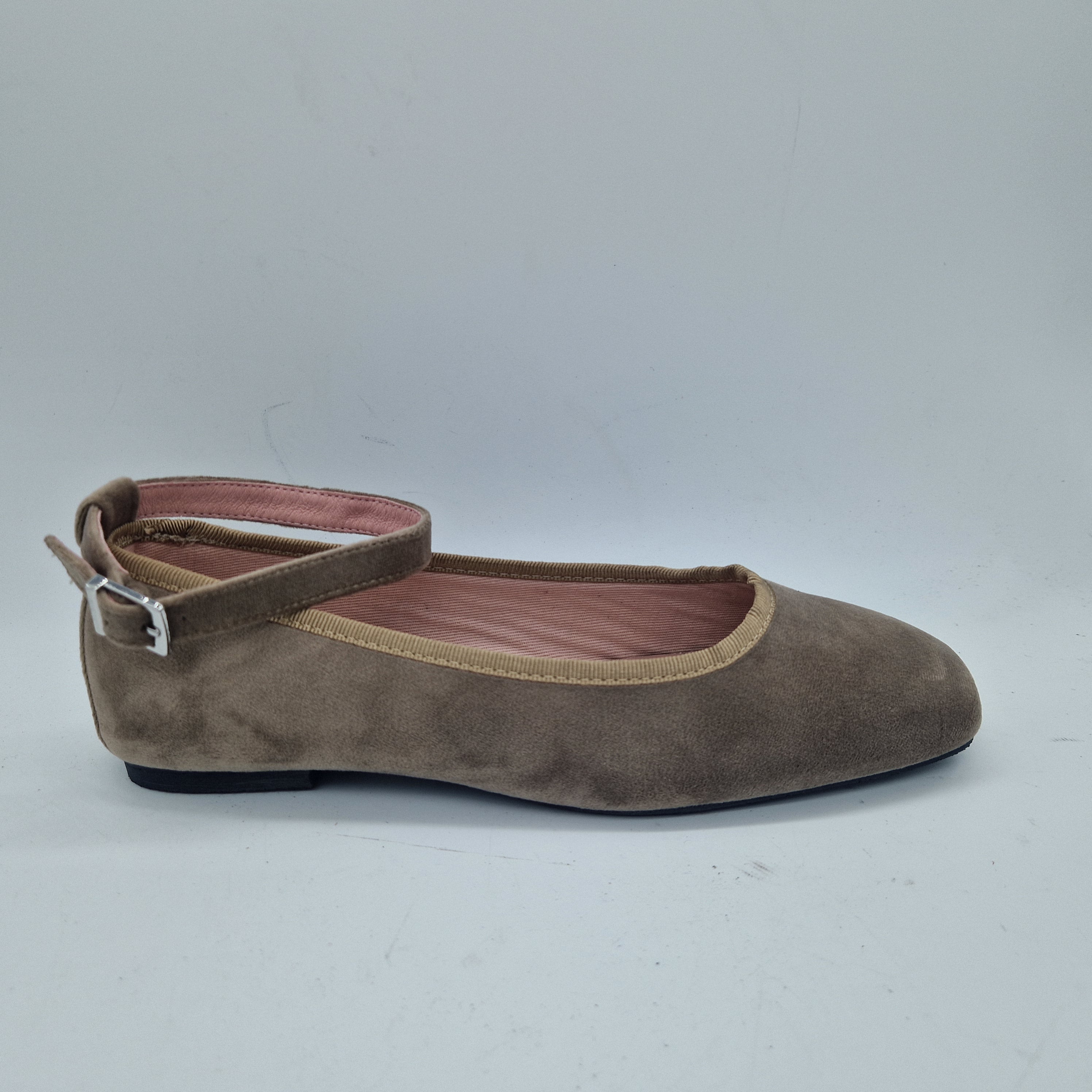 BAILARINA EN TAUPE - 75534