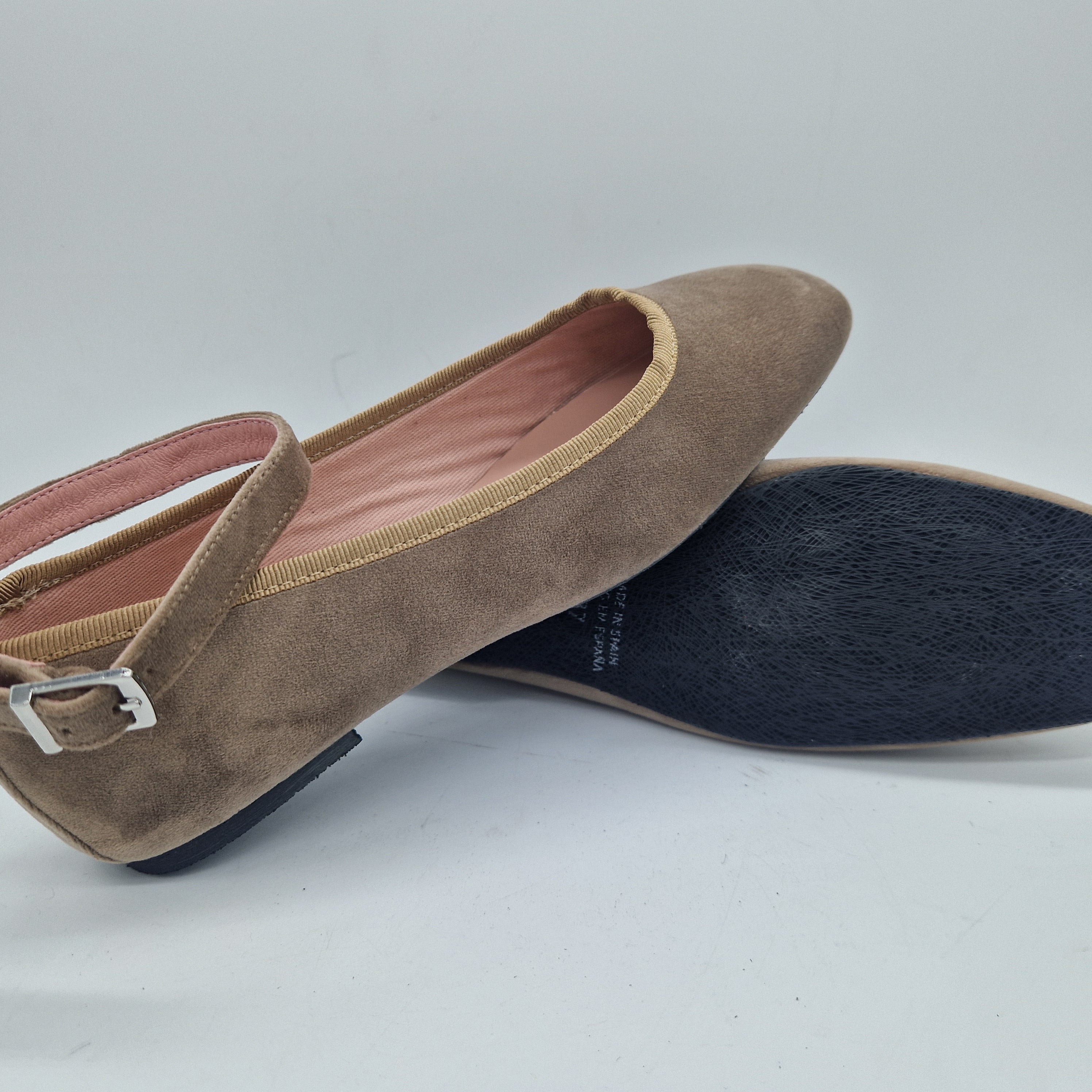 BAILARINA EN TAUPE - 75534