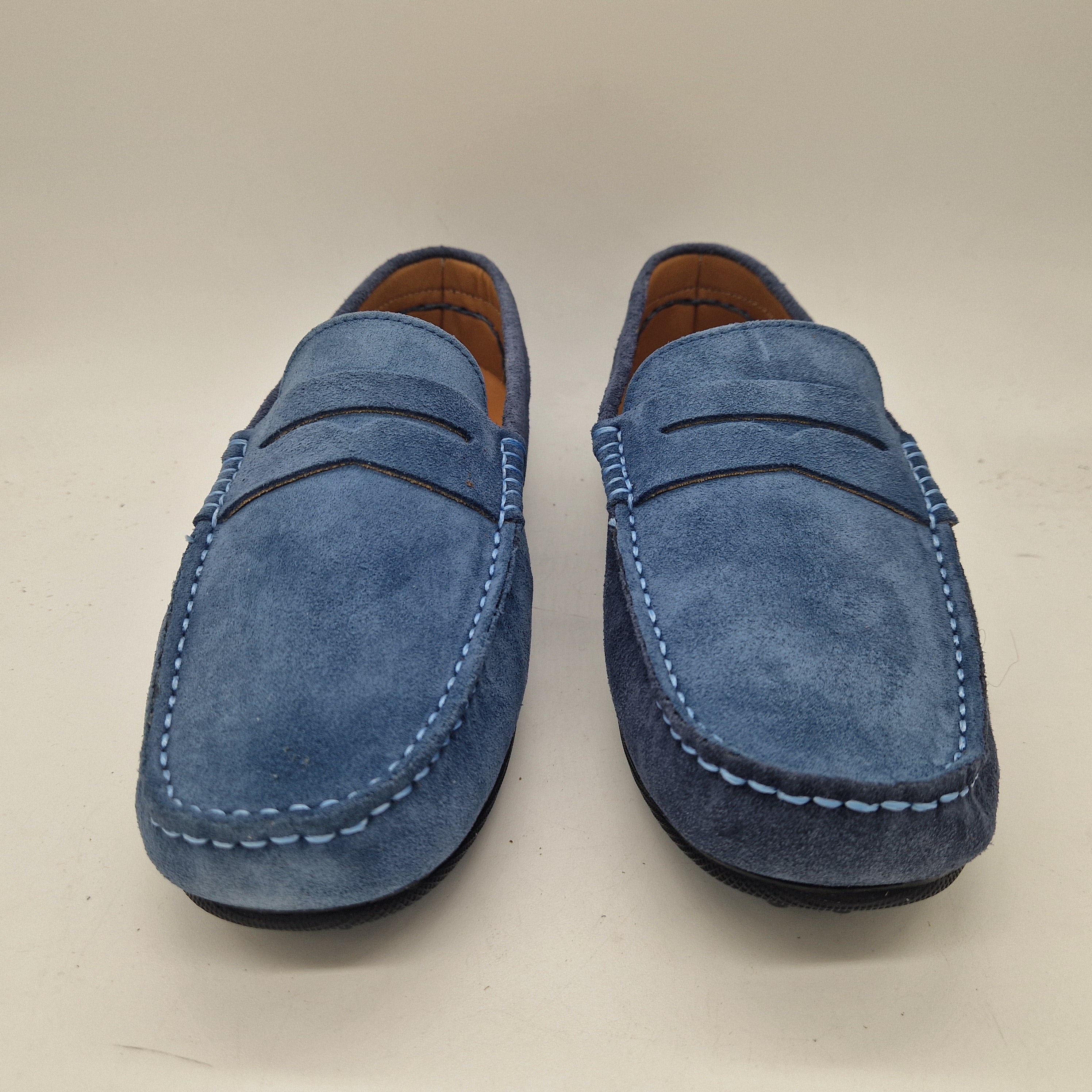 Mocasines Kowa en serraje azul de Calzados Cremades con diseño clásico y cómodo para uso diario.