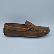 Mocasines de cuero en serraje Calzados Cremades, diseño clásico y cómodo para uso diario.