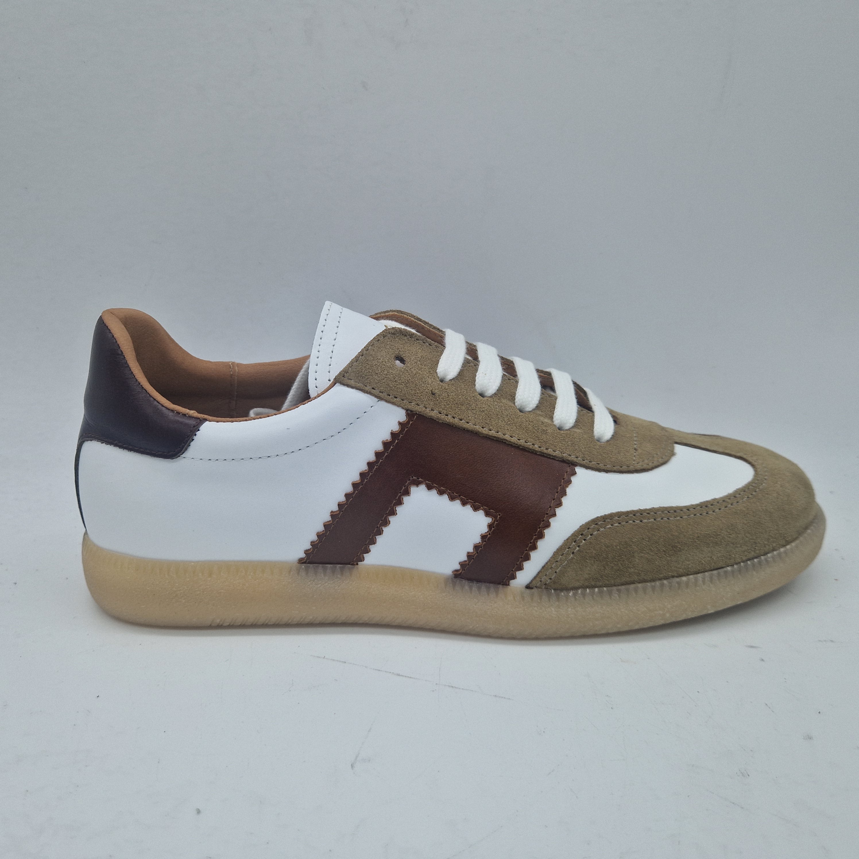 75937-DEPORTIVOBLANCODETALLESTAUP.jpg